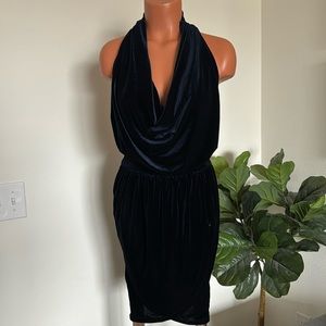 Lovely Day Navy Velvet Backless Halter Dress size Large